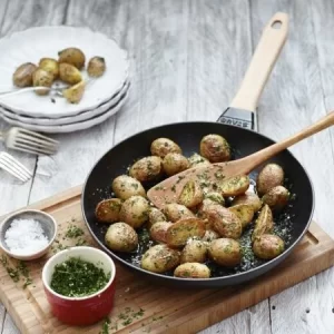 Staub Bratpfanne Aus Gusseisen Mit Holzgriff 19,4 Cm / 26 Cm 14