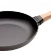 Staub Bratpfanne Aus Gusseisen Mit Holzgriff 17,9 Cm / 24 Cm 20